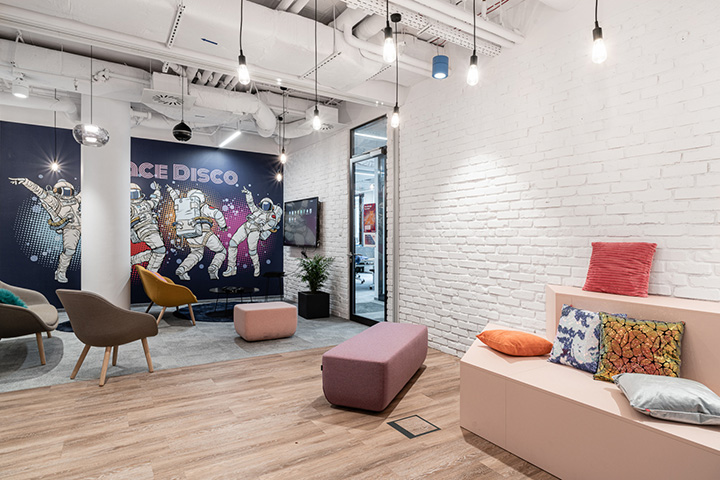 鄭州辦公室裝修玩轉色彩  涂料公司創意辦公室休閑區裝修方案 鄭州辦公室裝修玩轉色彩  涂料公司創意辦公室休閑區裝修方案