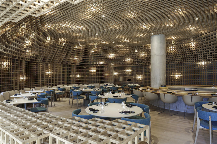 打破常規(guī)  國外創(chuàng)意Kosushi Miami日料餐廳裝修設計 打破常規(guī)  國外創(chuàng)意Kosushi Miami日料餐廳裝修設計