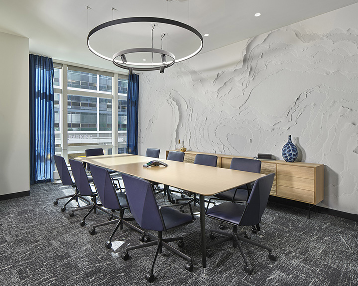 會議室裝修設計圖-河南辦公室裝修公司分享劇院主題聯合辦公設計方案