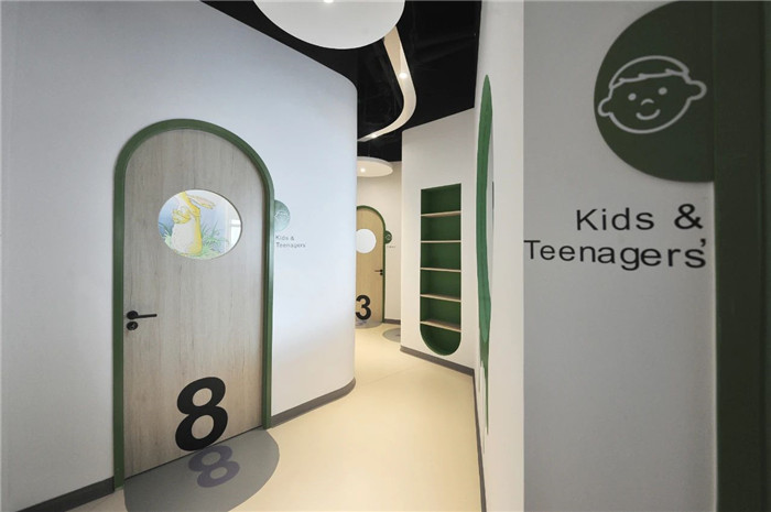 培訓機構走廊設計-以光之名  趣味十足的少兒英語培訓機構裝修效果圖